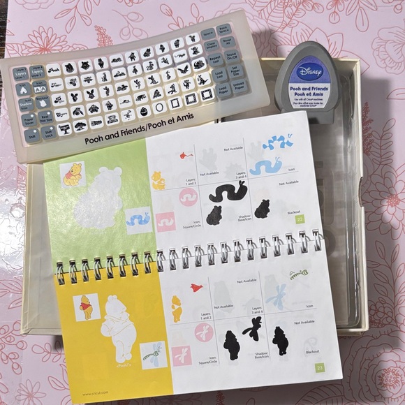 Cricut Cartridge Disney Pooh and Friends - Picture 3 of 4